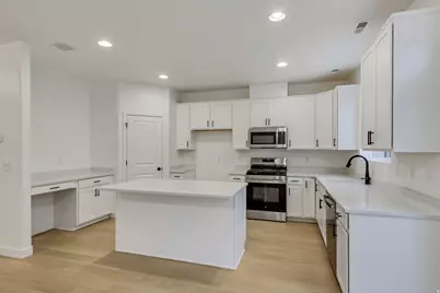 2602 N 2125 W #150, Clinton, UT 84015 - Photo 3