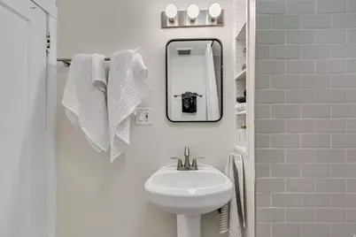 2006 S 300 E, Salt Lake City, UT 84115 - Photo 17