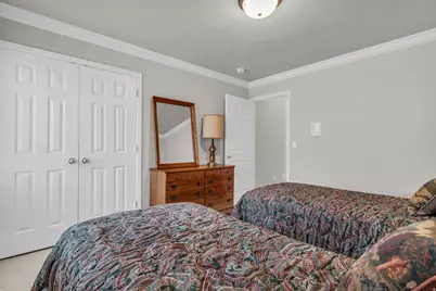 9445 S Marksbury Cir, Sandy, UT 84092 - Photo 35