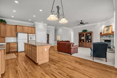 9445 S Marksbury Cir, Sandy, UT 84092 - Photo 19