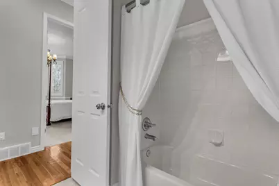 9445 S Marksbury Cir, Sandy, UT 84092 - Photo 37