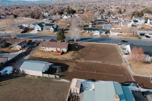 240 E Center St, Lindon, UT 84042 - Photo 3