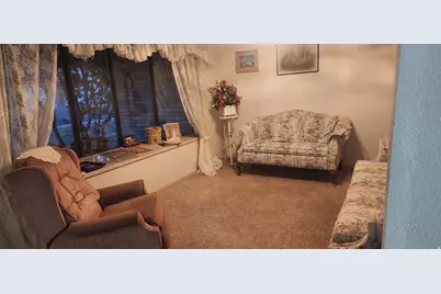 240 E Center St, Lindon, UT 84042 - Photo 5