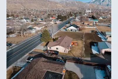 240 E Center St, Lindon, UT 84042 - Photo 11