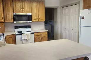 240 E Center St, Lindon, UT 84042 - Photo 3