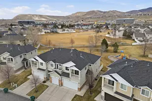 3808 N Prairie Grass Dr W, Lehi, UT 84043 - Photo 3