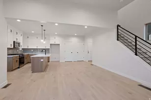 7029 W Lake Ave, South Jordan, UT 84009 - Photo 7