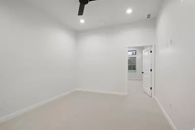 7029 W Lake Ave, South Jordan, UT 84009 - Photo 9