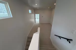 7029 W Lake Ave, South Jordan, UT 84009 - Photo 15