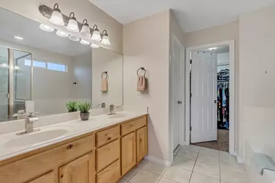 1024 W Manchester Dr N, North Salt Lake, UT 84054 - Photo 19