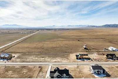 2843 W Browns Meadow Rd #103, Eagle Mountain, UT 84005 - Photo 5