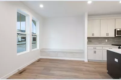 7027 W Lake Ave, South Jordan, UT 84009 - Photo 3
