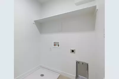 7027 W Lake Ave, South Jordan, UT 84009 - Photo 15