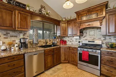 790 W 1100 S, Vernal, UT 84078 - Photo 15