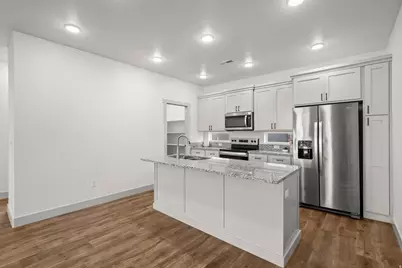 458 E Depot St, Clearfield, UT 84015 - Photo 7