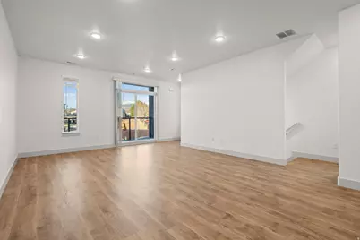 458 E Depot St, Clearfield, UT 84015 - Photo 17