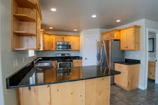 1162 Reese Dr, Provo, UT 84601 - Photo 5