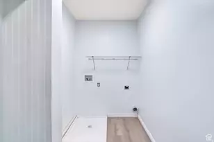 2392 N Orchard Way W, Saratoga Springs, UT 84045 - Photo 7