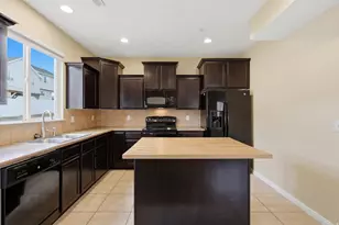 3086 Desert Lily Dr, Lehi, UT 84043 - Photo 7