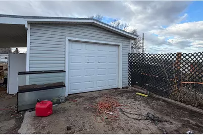 2113 W 5650 S, Roy, UT 84067 - Photo 15