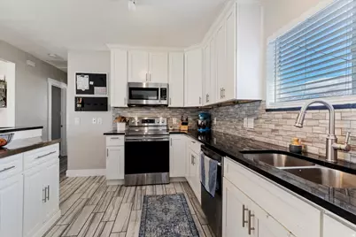 498 Parkway Ave, Tooele, UT 84074 - Photo 9