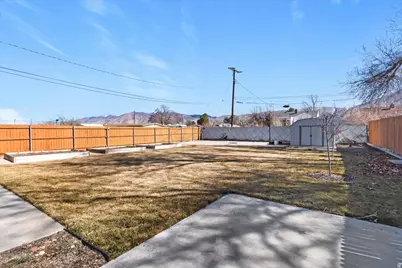 498 Parkway Ave, Tooele, UT 84074 - Photo 29