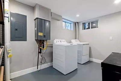 498 Parkway Ave, Tooele, UT 84074 - Photo 25