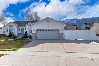 11755 S Canberra Dr, Sandy, UT 84094 - Photo 41