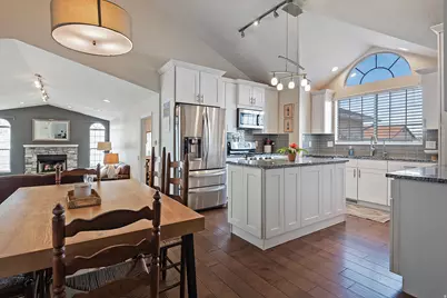 11755 S Canberra Dr, Sandy, UT 84094 - Photo 11