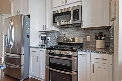 11755 S Canberra Dr, Sandy, UT 84094 - Photo 13