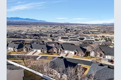 352 E Haven Crest Rd, Draper, UT 84020 - Photo 5