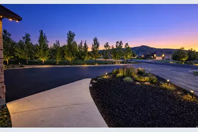 3054 W Ridgeline Rd, Stockton, UT 84071 - Photo 9