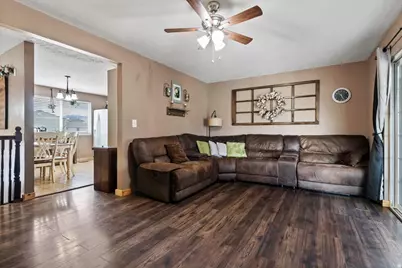 7286 W Gettysburg Dr, Magna, UT 84044 - Photo 7