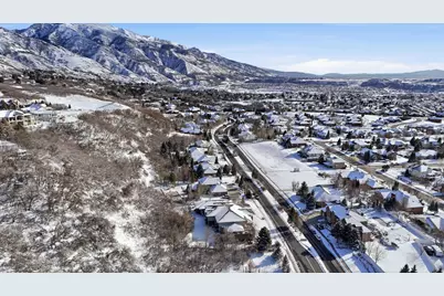 5304 S Skyline Pkwy, Ogden, UT 84403 - Photo 15