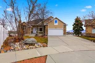 5272 W Sun Bloom Circle, Herriman, UT 84096 - Photo 1