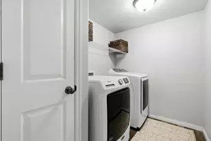 5272 W Sun Bloom Circle, Herriman, UT 84096 - Photo 17