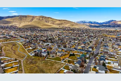 5272 W Sun Bloom Cir, Herriman, UT 84096 - Photo 57