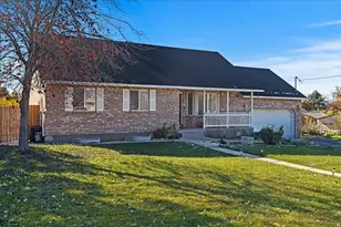 160 E 400 N, Smithfield, UT 84335 - Photo 1