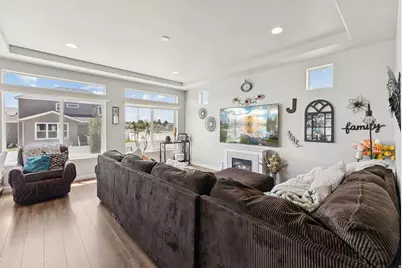 979 Cold Creek Way, Layton, UT 84041 - Photo 7