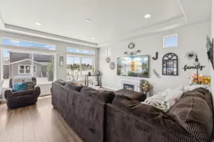 979 Cold Creek Way, Layton, UT 84041 - Photo 7