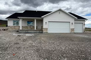 2406 W 1150 N, Tremonton, UT 84337 - Photo 1