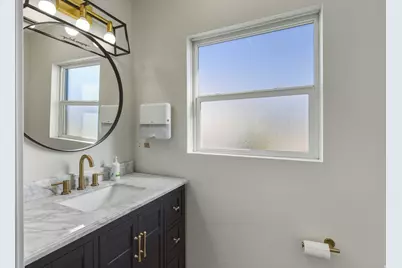 152 W 500 S, Bountiful, UT 84010 - Photo 23