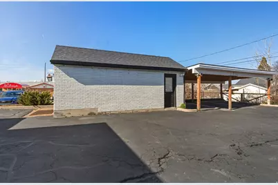 152 W 500 S, Bountiful, UT 84010 - Photo 27