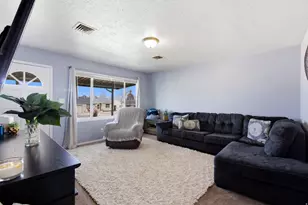 106 N 1st St, Tooele, UT 84074 - Photo 7