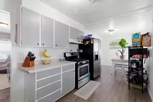 106 N 1st St, Tooele, UT 84074 - Photo 13