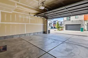 2214 N 450 W, Layton, UT 84041 - Photo 31