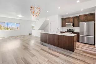 2214 N 450 W, Layton, UT 84041 - Photo 9