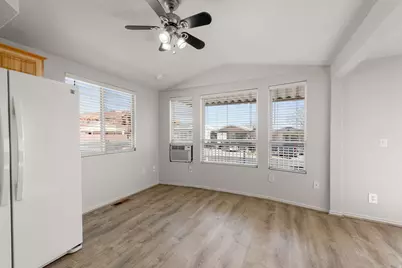 1150 W Red Hills Pkwy #119, Washington, UT 84780 - Photo 3