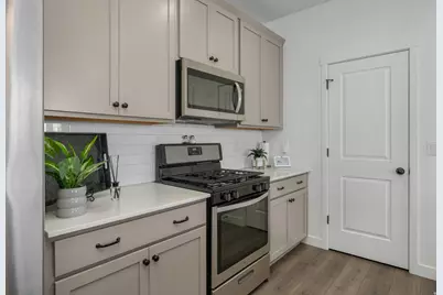6671 W Skip Rock Rd, South Jordan, UT 84009 - Photo 9
