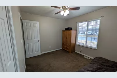 112 W 770 N, Santaquin, UT 84655 - Photo 5